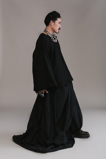 Chopped T-Shirt and Voluminous Skirt